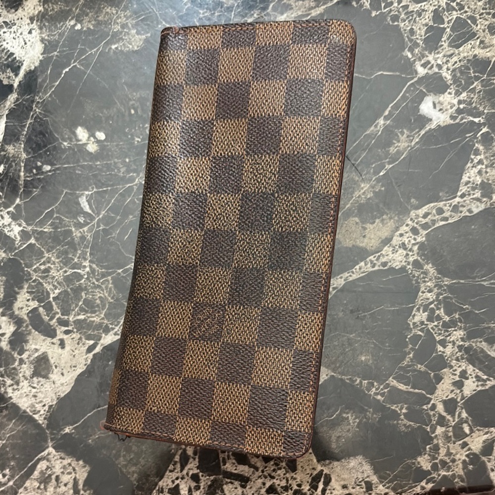 Louis Vuitton Damier Wallet